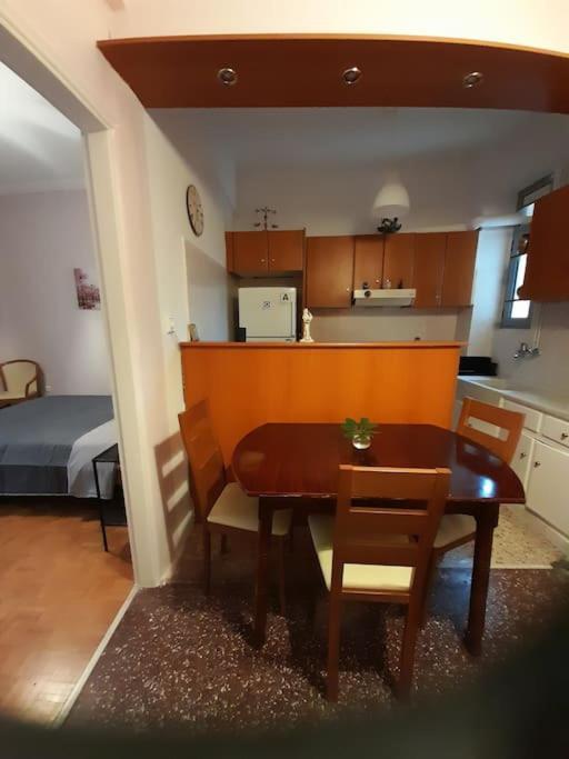 Eleni'S House Near To Thisio أثينا المظهر الخارجي الصورة